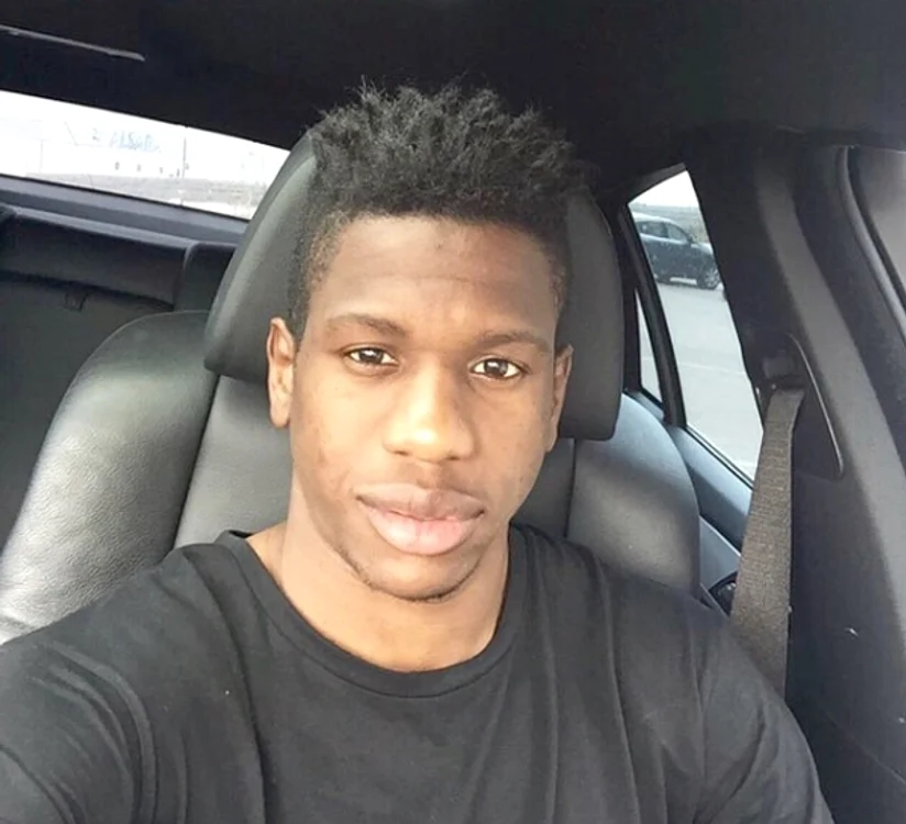 Patrick Ekeng a murit vineri, după ce a căzut secerat pe terenFoto: Instagram