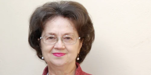 DOINA IȘFĂNONI ETNOLOG ARHIVA PERS JPG