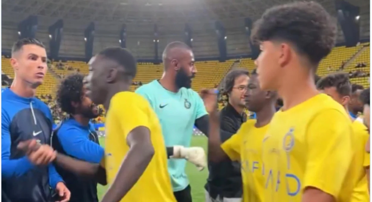 Cristiano Ronaldo, uluit de aroganța fiului său. Captură X 