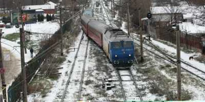 Trenurile circulă cu grijă