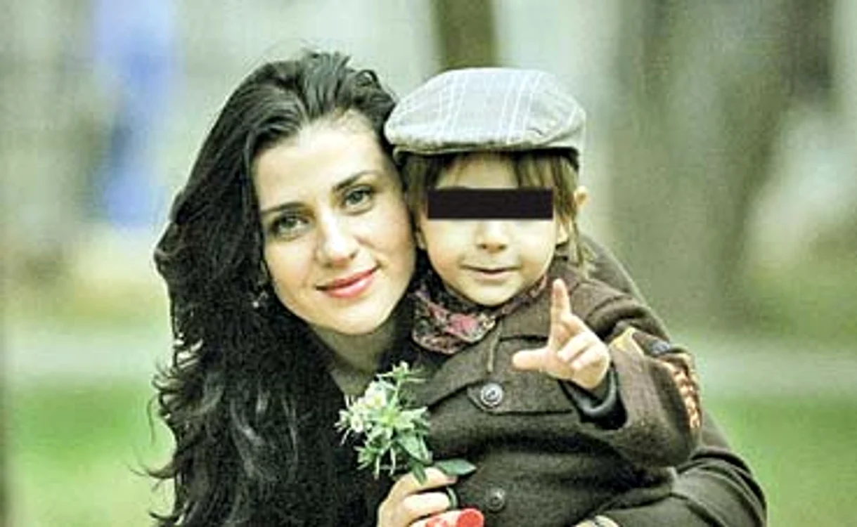Iosif a fost muşcat de cap şi de mâini. Mama lui i-a făcut dreptate în justiţieFoto: Arhivă Personală