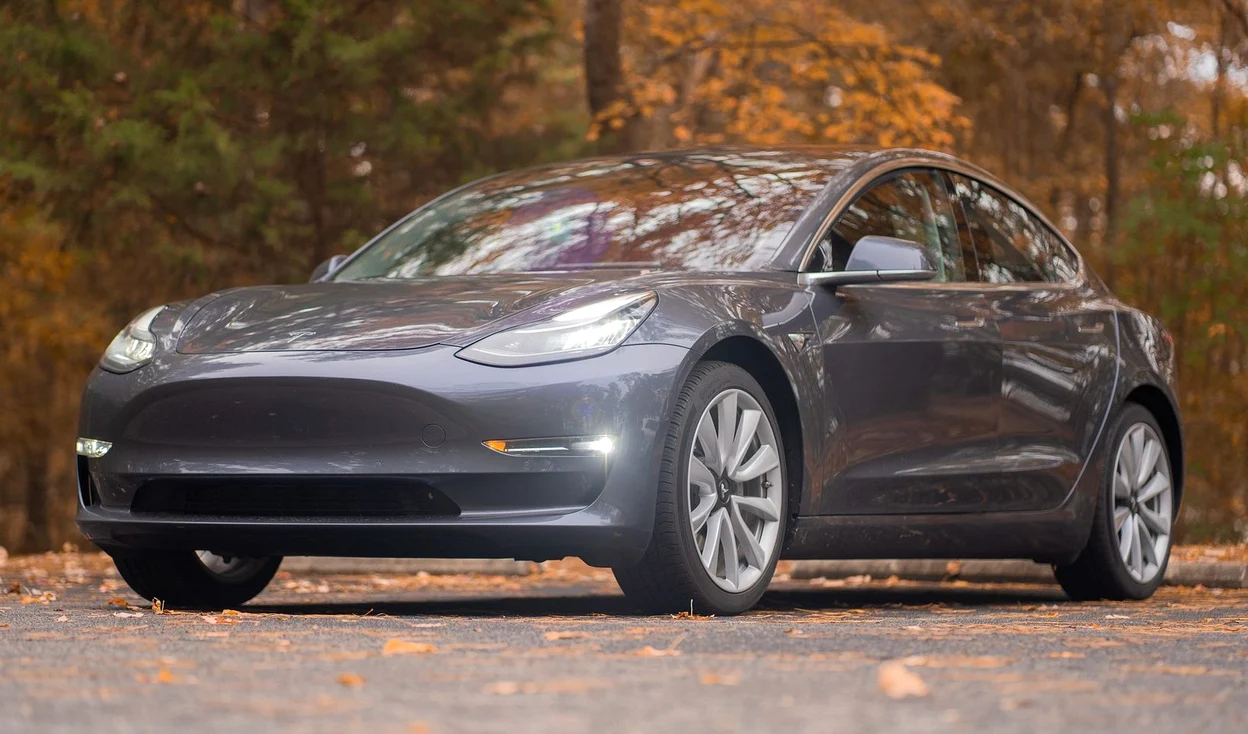 Tesla este cel mai valoros producător auto din lume