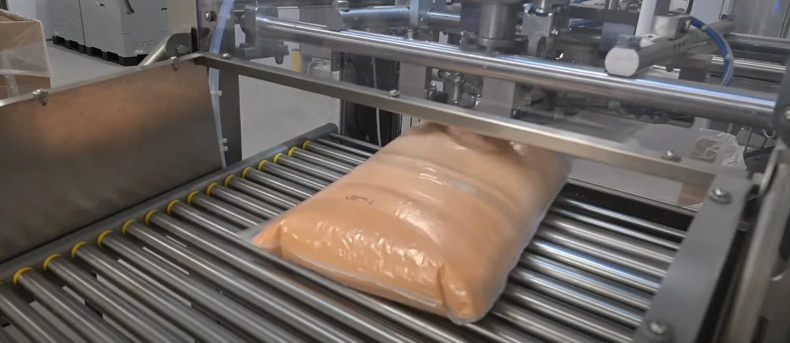 Prima fabrică de ouă lichide a fost deschisă în România. De ce este importantă pasteurizarea