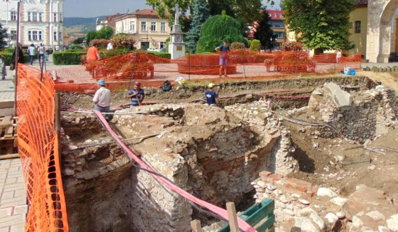 Ruinele din centrul Caransebesului vor deveni obiectiv turistic FOTO argument-cs.ro