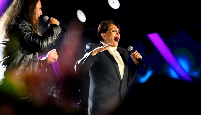 Dida Drăgan, pe scenă la Mamaia foto: Facebook 