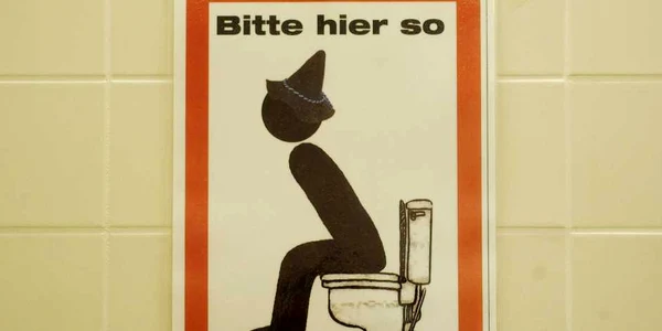 Decizie privind urinatul din picioare in Germania FOTO The Independent