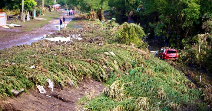 34 de localităţi din Galaţi au fost afectate de inundaţiile din ultimele zile    FOTO: Mediafax