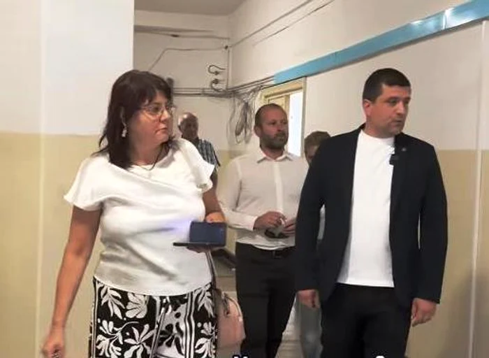 Anna Maris Dudaș și ministrul Radu Miruță