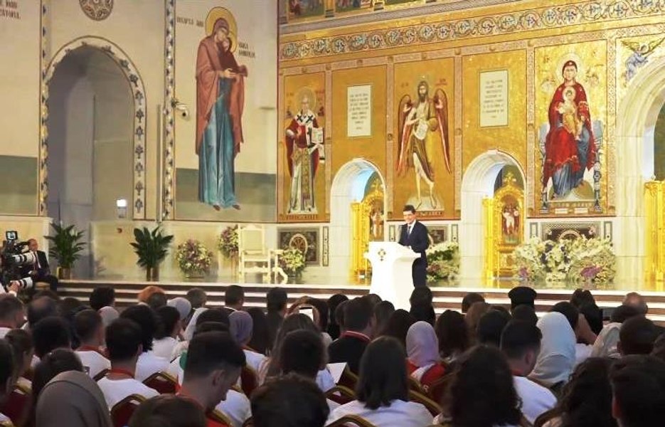 Președintele Nicușor Dan, discurs în fața a 2.400 de tineri ortodocși: „Spațiul public este dominat de defetiști și demagogi care se bat cu pumnul în piept”