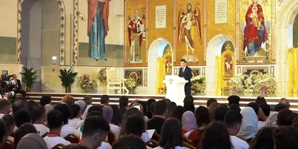 nicusor dan la patriarhie jpg