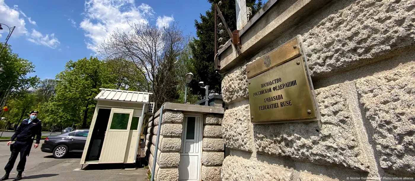 Intrarea Ambasadei Rusiei la Bucureşti