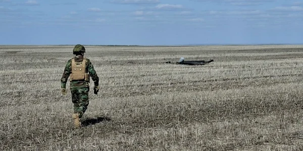 Soldat Moldova  FOTO Army md jpg