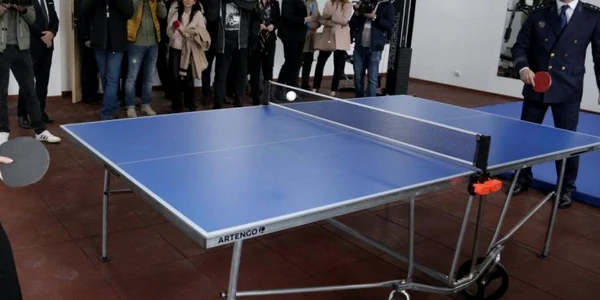 Viorica Dancilă ping pong la Tulcea FOTO Guvern