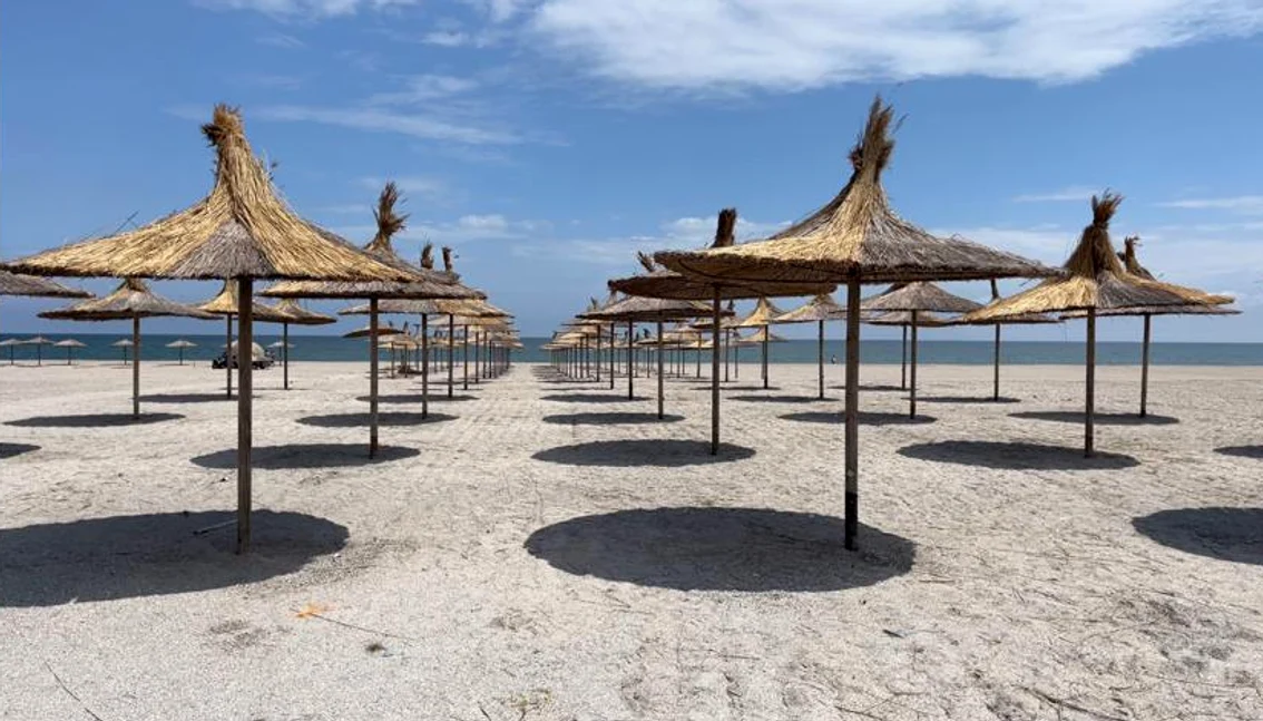 Operatorii plajelor din Mamaia, revoltați de taxele uriașe FOTO Antonia Ispas