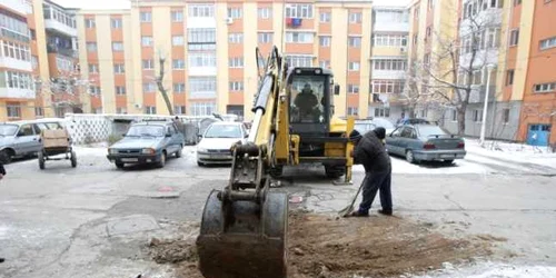 Lucrări la conductele de apă caldă
