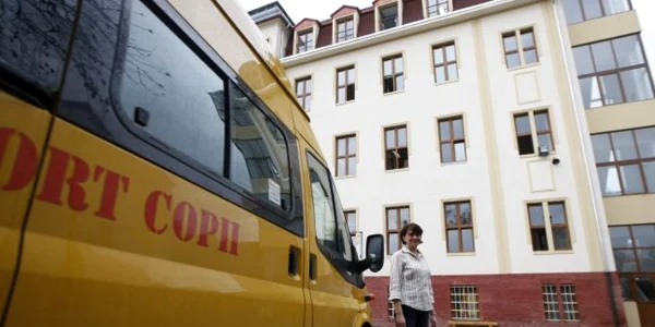 autobuz scolar