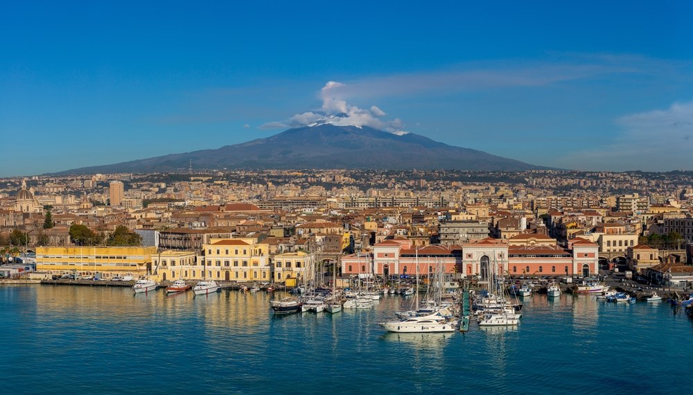 Catania, unul dintre cele mai periculoase orașe europene: mafie, cartele de droguri și hoți de buzunare