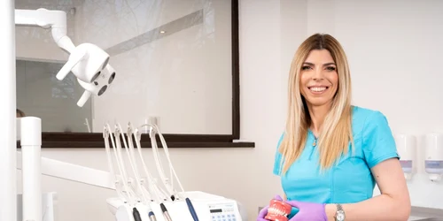 dr. denisa zaharia foto arhiva personala