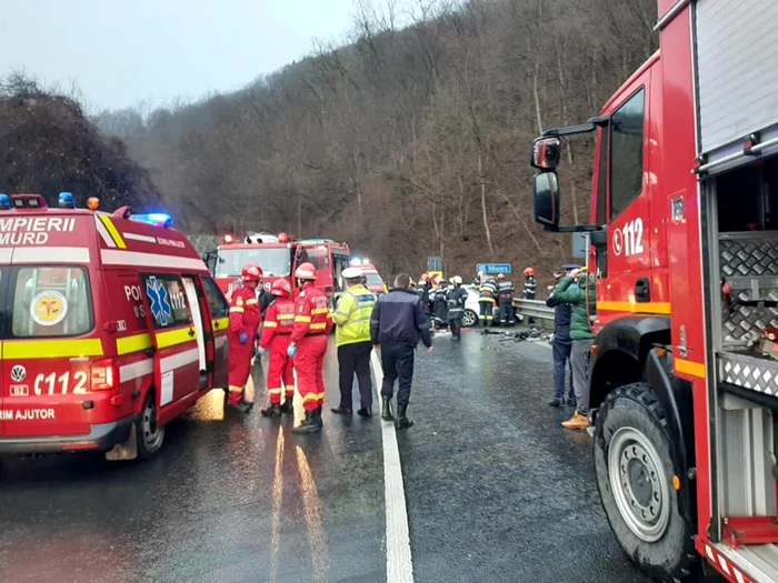 ARHIVĂ: ISU Hunedoara.