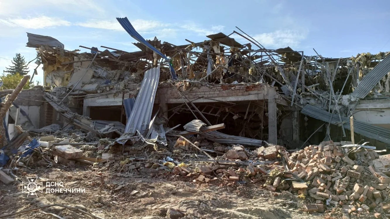 Rușii au lovit un hotel din Kramatorsk/ FOTO:X