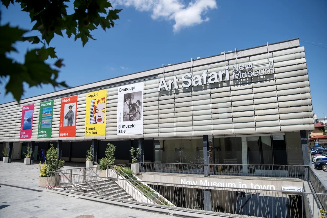 Sediul Art Safari din Piața Amzei