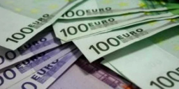 14.000 euro: Atât câştigă lunar şefii Comisiei de Supraveghere a Asigurărilor