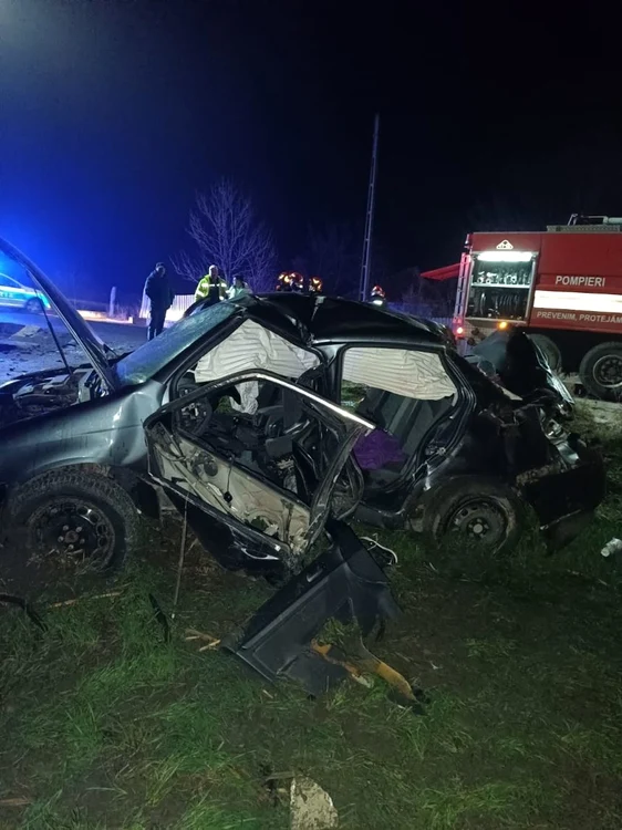 Cinci tineri au fosr răniți în accidentul rutier ISU Vaslui