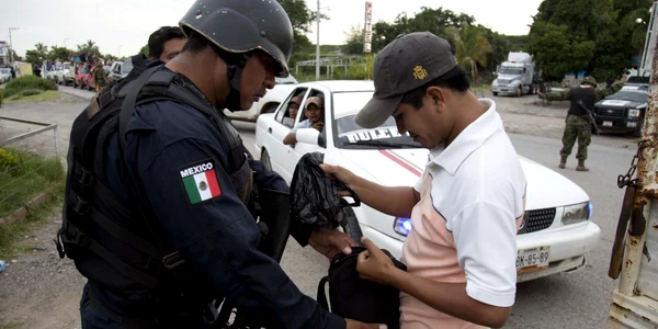 Violente in Mexic privind disparitia a 43 de studenti FOTO AP