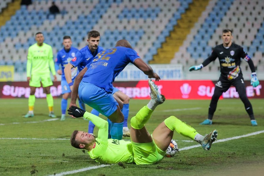 Gloria Buzău - Poli Iaşi 2-0, în Superligă. Portughezul Matos, eroul meciului cu două reușite