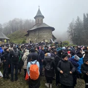 Arsenie Boca a fost comemorat la Mânăstirea Prislop  Foto Daniel Guță ADEVĂRUL (25) jpg