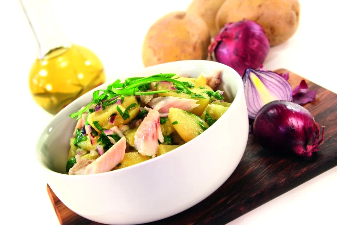 salata cu ton si cartofi jpeg
