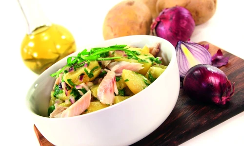 salata cu ton si cartofi jpeg