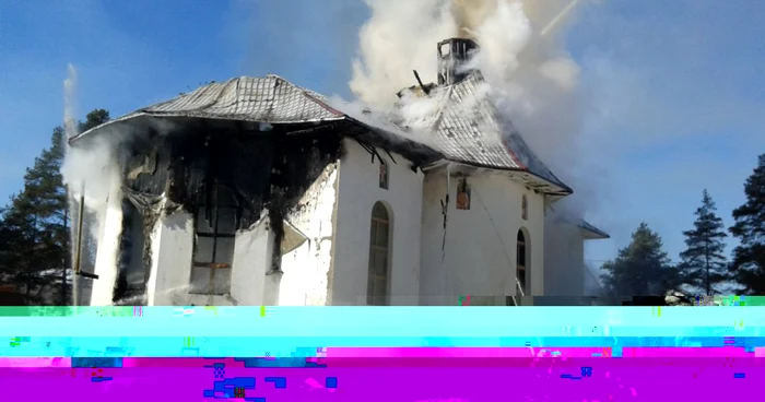 Biserica “Sfinţii Mihail şi Gavril” din Poiana Stampei, judeţul Suceava