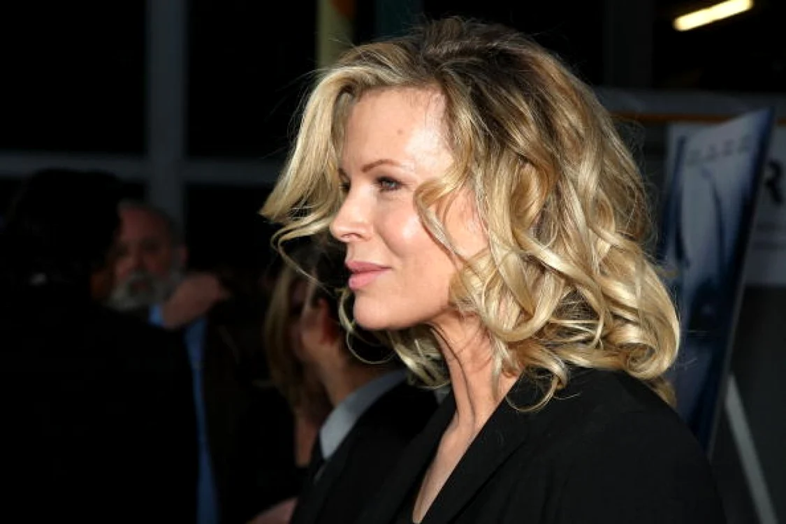 Kim Basinger 