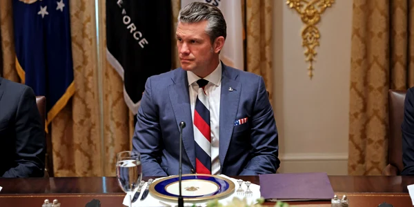  Pete Hegseth foto afp