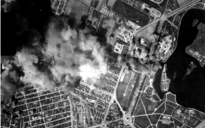 bucuresti imagini aeriene bombardamente 1944