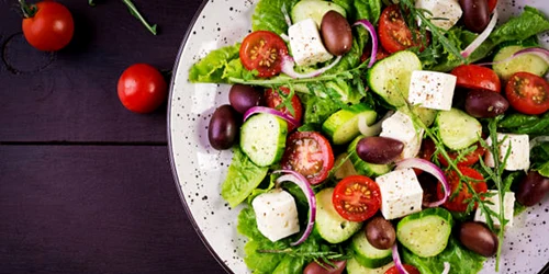 salata greceasca istock jpg