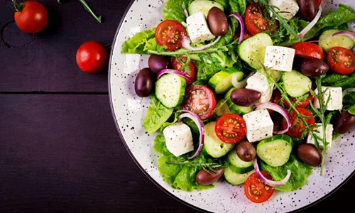 salata greceasca istock jpg
