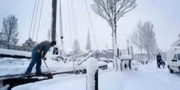 Olanda, afectată de precipitaţiile abundente de zăpadă