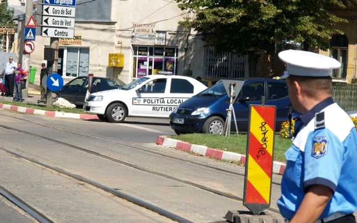 Hoţul a fost observat de poliţiştii locali în zona sensului giratoriu de la Halele Centrale. FOTO arhivă Adevărul Ploieşti