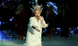 Delia a avut mai multe concerte în noaptea de Revelion, unul dintre ele fiind la bibliotecă jpeg