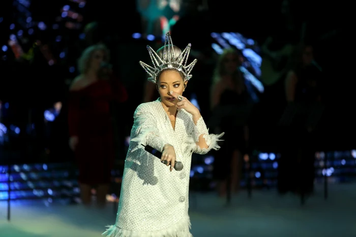 Delia a avut mai multe concerte în noaptea de Revelion, unul dintre ele fiind la bibliotecă