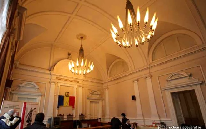 Sala mare a Tribunalului Hunedoara. FOTO: Daniel Guţă. ADEVĂRUL.