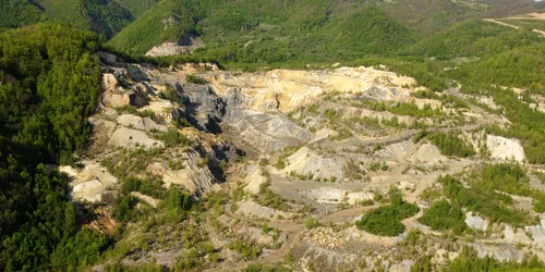 Cariera minieră Coranda din Certej. Foto Daniel Guță ADEVĂRUL (119) JPG