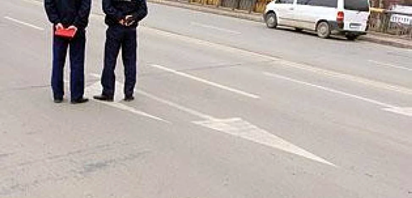 Batrana a ramas fara bani