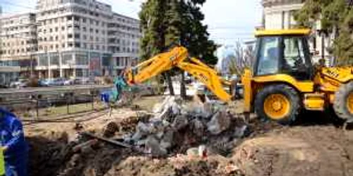 Grupul de monumente dedicat lui I.L. Caragiale va fi amplasat lângă pasajul pietonal din centrul Ploieştiului Foto: Alex Policală