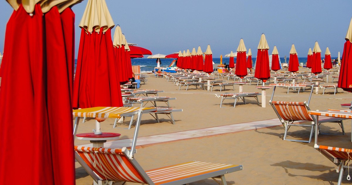 O destinație populară de pe coasta Adriaticii introduce reguli stricte pe plajele sale spectaculoase: ce a fost interzis complet