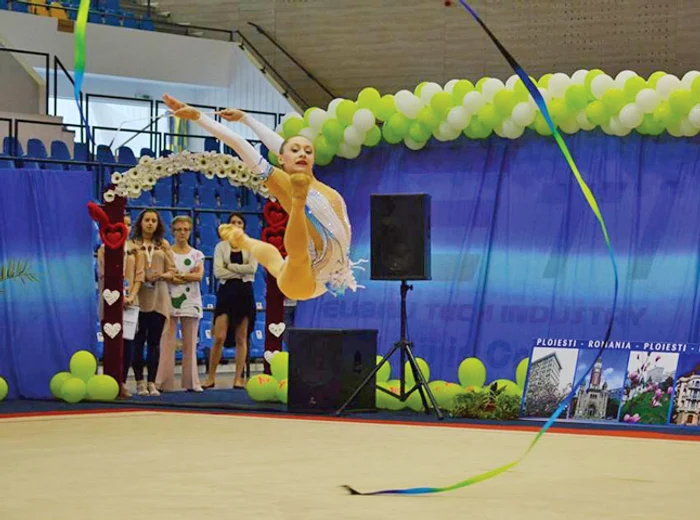 
    Ana Filioreanu  în concursFOTO: Facebook   