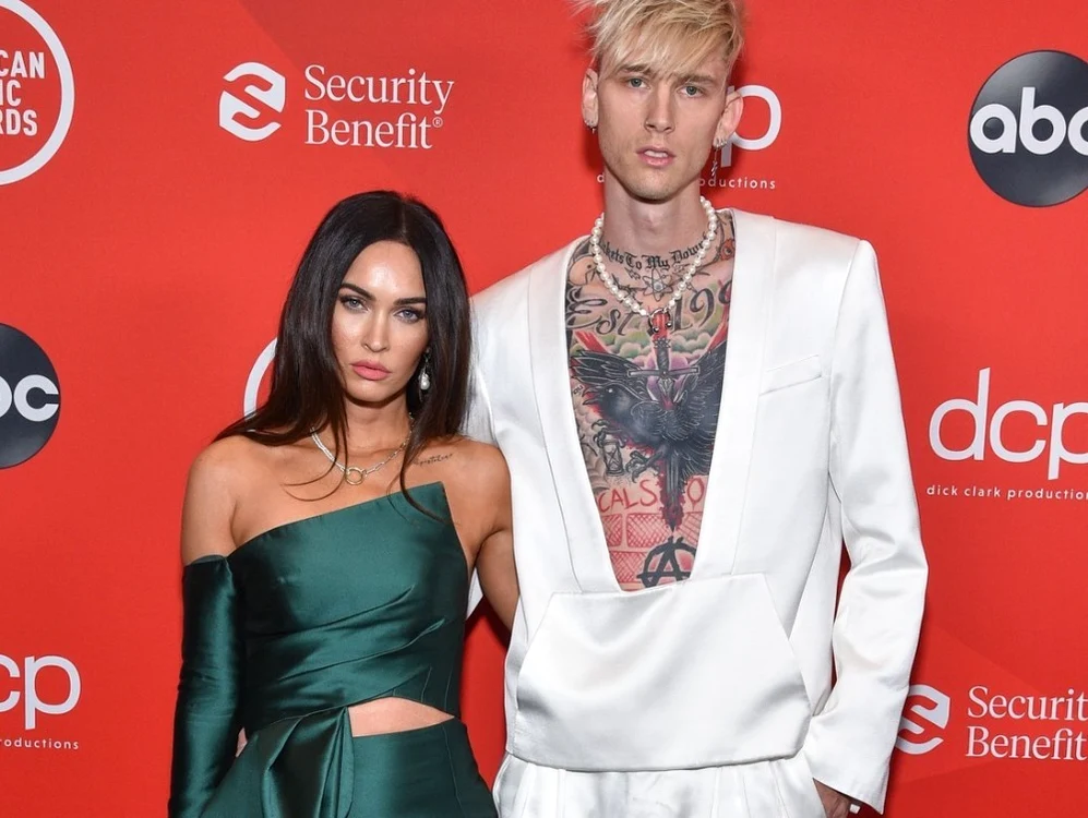 1 megan fox si machine gun kelly jpg jpeg