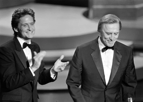 US CINEMA ACADEMY AWARD DOUGLAS jpeg
